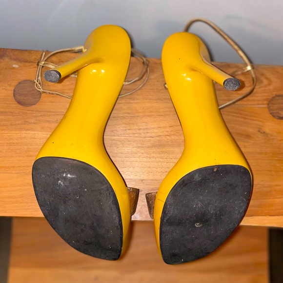 VINTAGE GOLD BAMBOO CASADEI HIGH HEELS SZ 9 - Picture 7 of 10